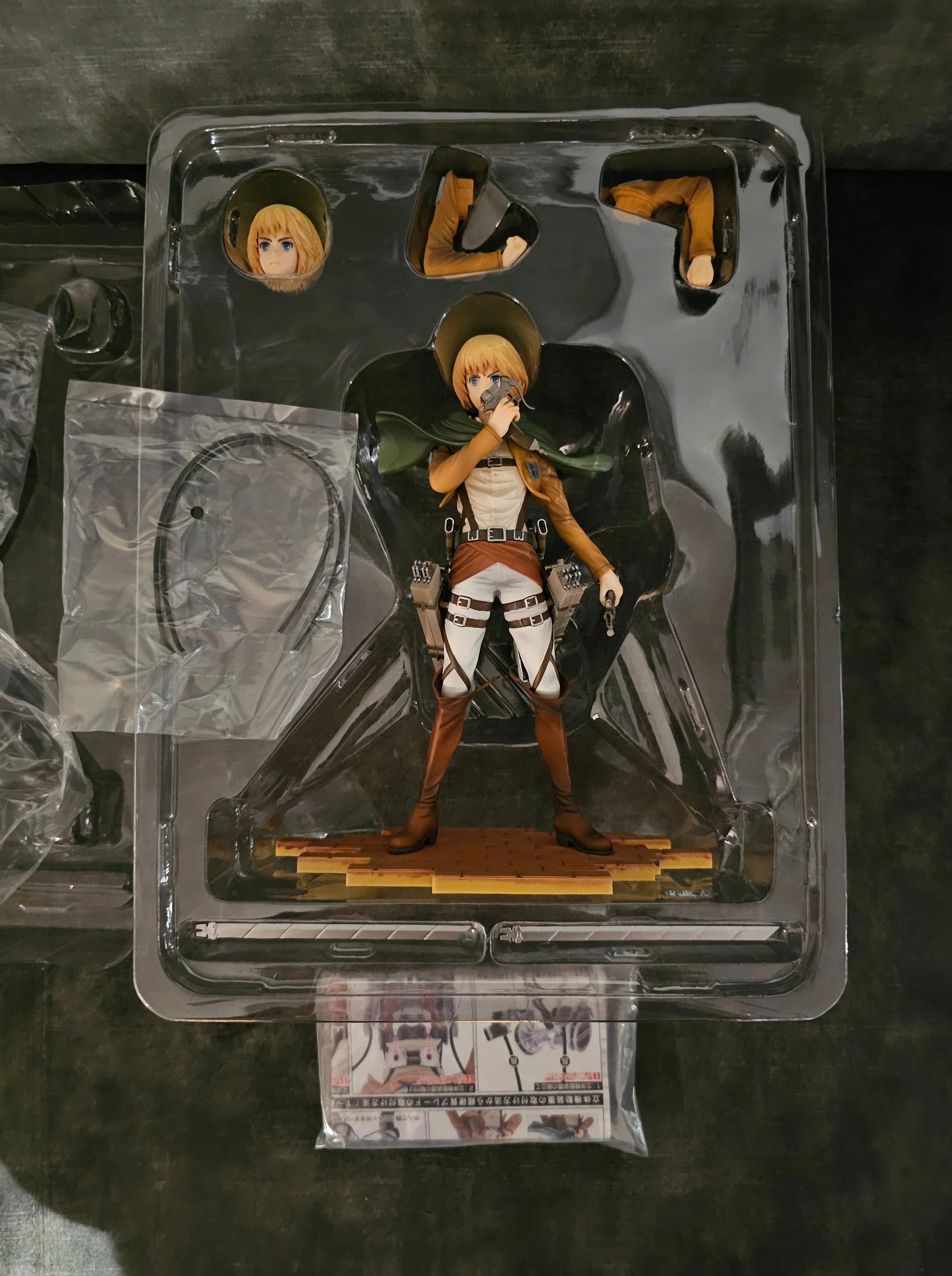 Attack on Titan - Armin Arlert BRAVE-ACT 1/8 Scale Figur - Sentinel [2nd-Hand] - Image 6