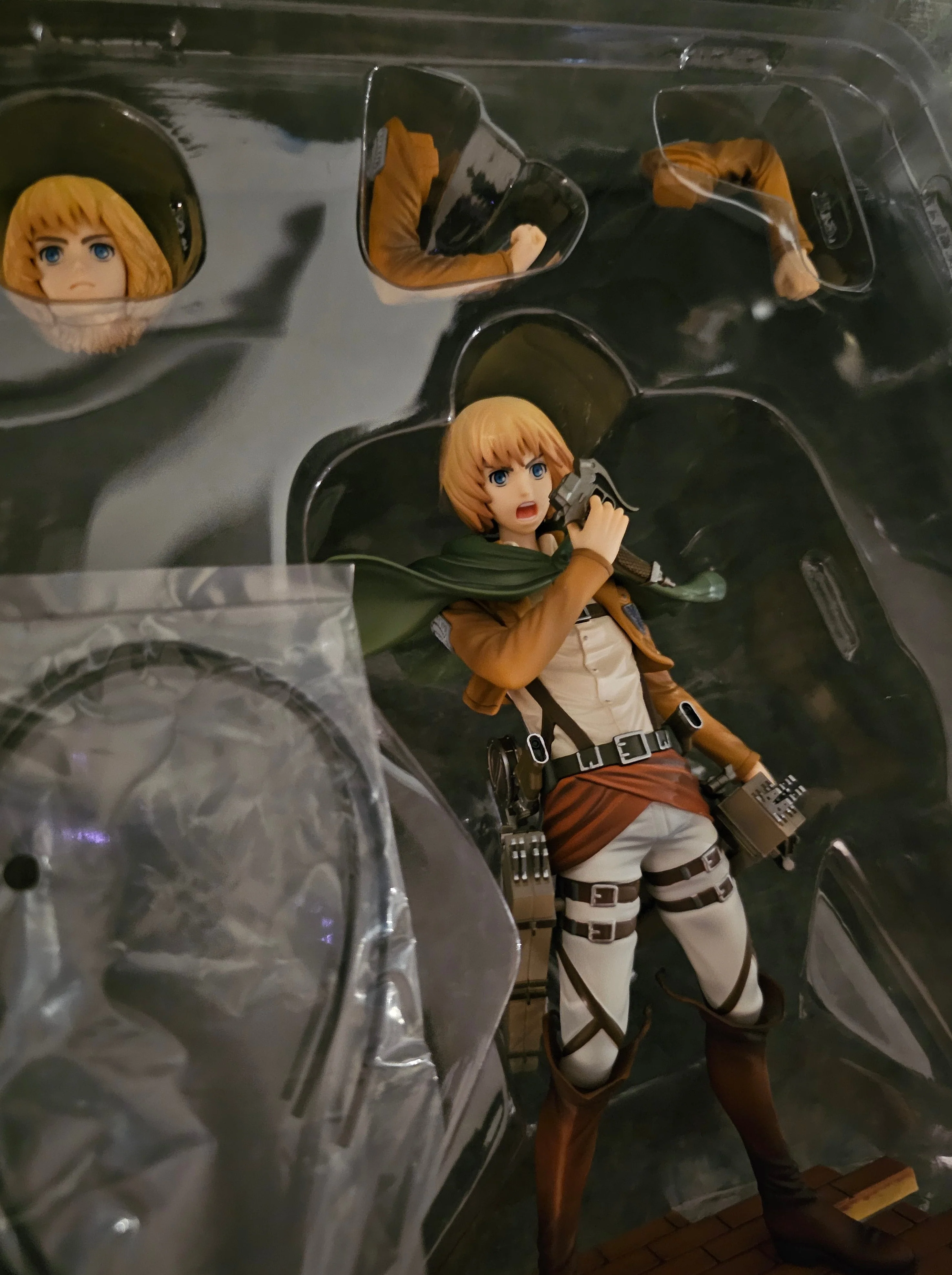 Attack on Titan - Armin Arlert BRAVE-ACT 1/8 Scale Figur - Sentinel [2nd-Hand] - Image 7