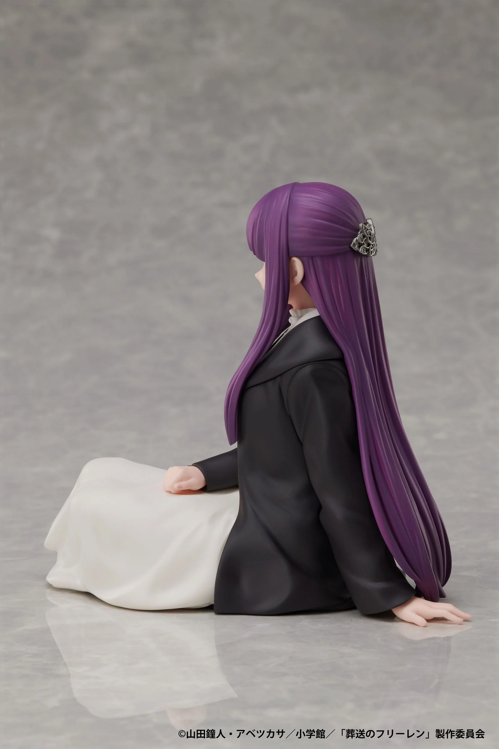 Frieren - Fern 1/7 sitting scale - ElCoco Prize - Image 4