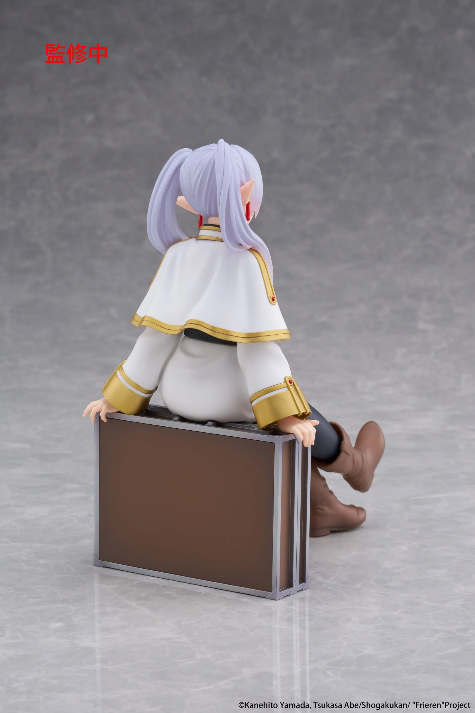 Frieren - Frieren Trunk Case Ver. Desktop Cute - Taito Prize - Image 7