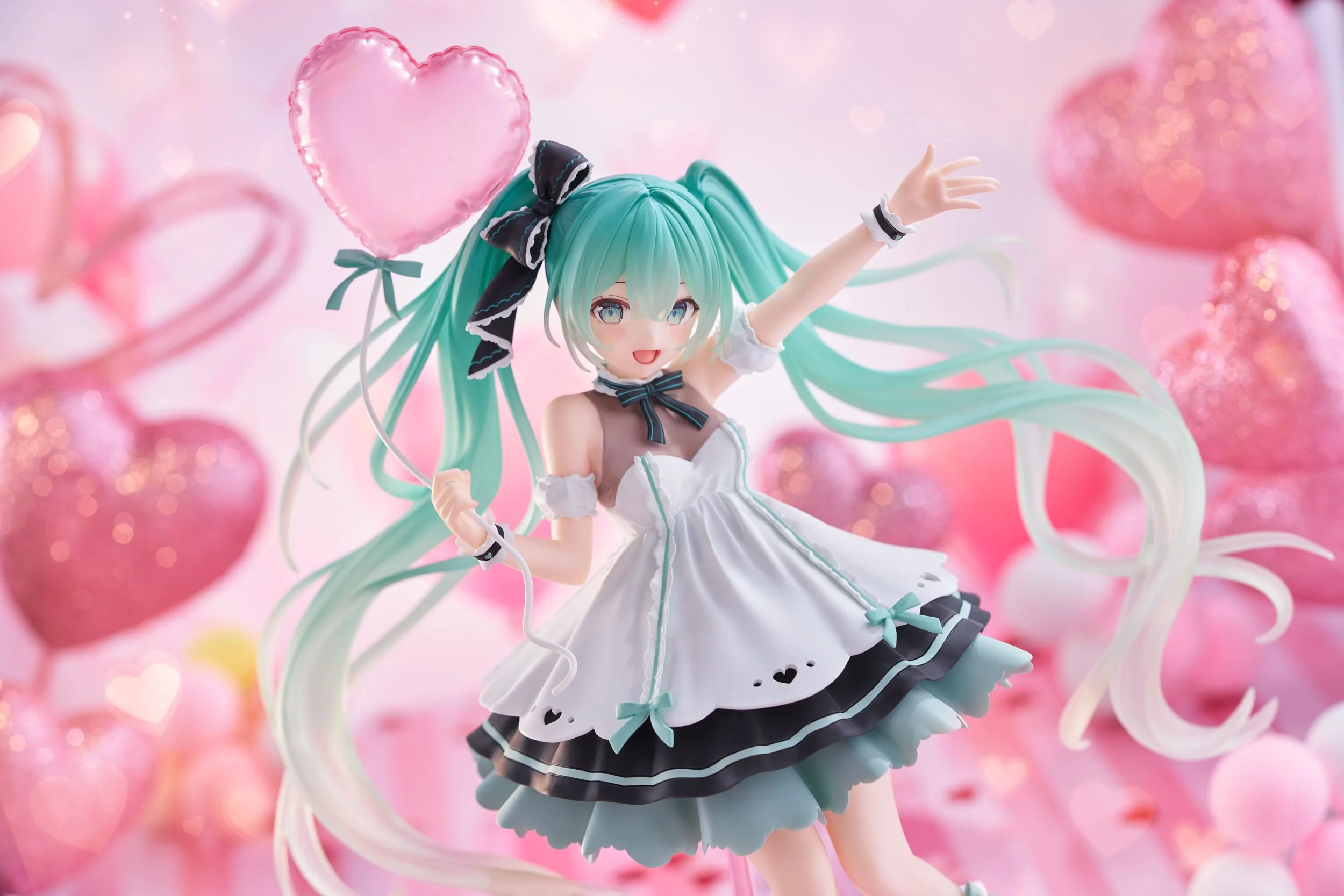 Hatsune Miku - Birthday 2025 Party Ver. AMP+ - Taito Prize - Image 2