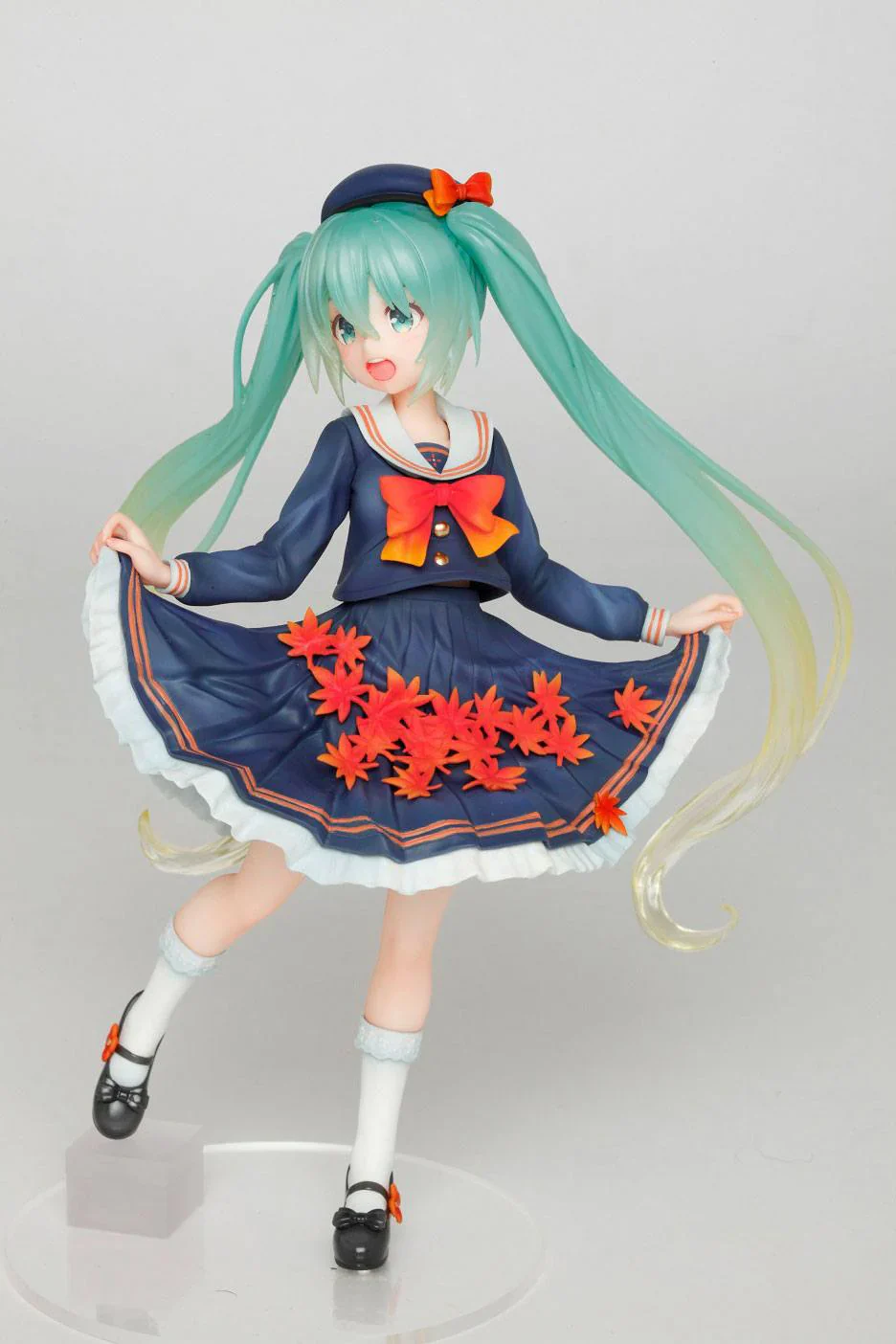 Hatsune Miku - Vocaloid 3rd Season Autumn Ver. - Taito Prize - Image 2