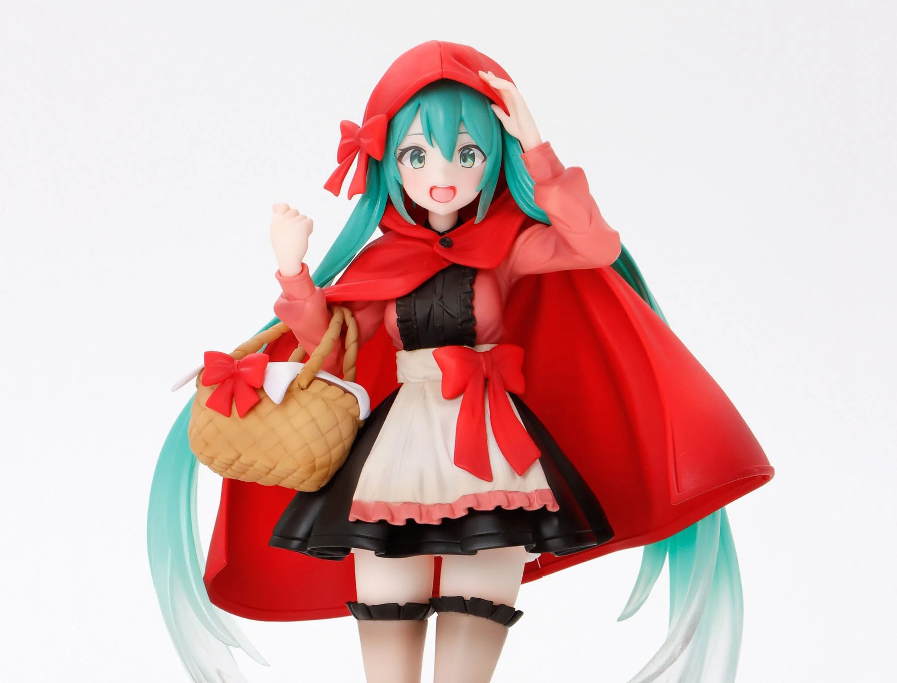 Hatsune Miku - Wonderland Little Red Riding Hood Ver. - Taito Prize - Image 9
